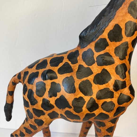 Handcrafted Wooden Giraffe Showpiece Figurine Statue For Home Office Decor 21” - Picture 2 of 6